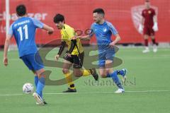 2024_2_17 - Saison 2023/24 - AUDI-Schanzer Amateur Cup - SV Hundszell - FC Hitzhofen/Oberzell  - Halbfinale 1 - Linus Pfaller gelb Hitzhofen - Manuel Wittmann blau Hundszell - Foto: Meyer Jürgen