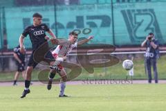 Relegation 2 - U17 - SSV Jahn Regensburg - FC Ingolstadt 04 - Zweikampf Muhammed Atak (14 FCI)