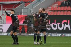 2.BL; FC Ingolstadt 04 - SG Dynamo Dresden; Tor Jubel Treffer Filip Bilbija (35, FCI) mit Nico Antonitsch (5, FCI) Dominik Franke (3 FCI)