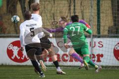 Bezirksliga - Saison 2025/26 - FC Gerolfing - SpVgg Altenerding - Anastasios Porfyriadis (Nr.27 - FC Gerolfing) - Kukas Loher TW Altenerding - Foto: Meyer Jürgen