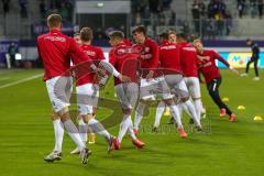 2. Fußball-Liga - Saison 2021/2022 - FC Erzgebirge Aue - Ingolstadt 04 - Doe Mannschaft beim warm machen vor dem Spiel - Foto: Meyer Jürgen