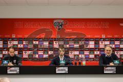 2.BL; FC Ingolstadt 04 - Training, neuer Cheftrainer Rüdiger Rehm, Pressekonferenz, Cheftrainer Rüdiger Rehm (FCI) Pressesprecher Felix Gärtner (FCI) Geschäftsführers Dietmar Beiersdorfer (FCI Sport Kommunikation)