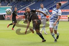 3. Liga - MSV Duisburg - FC Ingolstadt 04 - Justin Butler (31, FCI) Tobias Fleckstein (15 MSV) Zweikampf