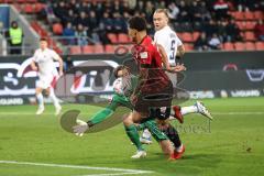 3. Liga; FC Ingolstadt 04 - Erzgebirge Aue; Tor Jubel Treffer Justin Butler (31, FCI) Torwart Männel Martin (1 Aue) Burger Korbinian (5 Aue)