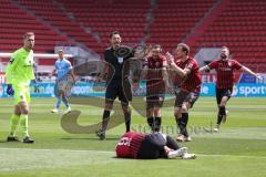 3. Liga - FC Ingolstadt 04 - TSV 1860 München - Torwart Hiller Marco (1, 1860) foult Fatih Kaya (9, FCI) und bekommt die rote Karte von Schiedsrichter Deniz Aytekin, Robin Krauße (23, FCI) Marcel Gaus (19, FCI) Marc Stendera (10, FCI) beschweren sich