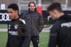 3. Liga; 1. Training nach Winterpause, 2023 FC Ingolstadt 04; Cheftrainer Rüdiger Rehm (FCI)