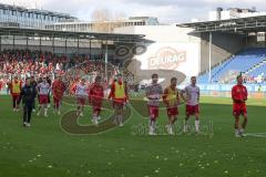 3. Liga - Saison 2025/26 - SV Wehen/Wiesbaden - FC Ingolstadt 04  -  die Spieler bedanken sich bei den Fans -   - XXXXX - Foto: Meyer Jürgen