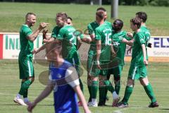 BZL - Oberbayern - SV Manching - TSV Rohrbach - Der 1:0 Führungstreffer durch Simon Berger Manching - jubel - Ousseynou Tamba (#10 Manching) -  Quendrim Hoti (14 Manching) - Faruc Rencber (#4 Manching) - Foto: Jürgen Meyer