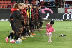 3.Liga - Saison 2022/2023 - FC Ingolstadt 04 -  MSV Duisburg - die Spieler bedanken sich bei den Fans - jubel - Foto: Meyer Jürgen