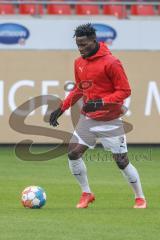 2.BL; 1. FC Heidenheim - FC Ingolstadt 04; vor dem Spiel Hans Nunoo Sarpei (18 FCI)