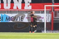 3. Liga; FC Ingolstadt 04 - VfB Lübeck; Tor Jubel Treffer Sebastian Grönning (11, FCI) läuft zu Tobias Schröck (21, FCI) und widmet es ihm