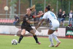 2. Frauen-Bundesliga - Saison 2021/2022 - FC Ingolstadt 04 - MSV Duisburg - Maier Ramona (#18 FCI) - Fürst Vanessa weiss Duisburg - Foto: Meyer Jürgen