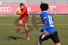 A - Junioren Bundesliga Süd/Südwest -  Saison 2021/2022 - FC Ingolstadt 04 - 1. FC Saarbrücken - Riedl Fabio (#18 FCI) mit einem Schuß auf das Tor - Foto: Meyer Jürgen