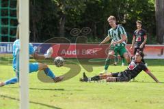 Landesliga - Saison 2025/26 - SV Manching - FC Sonthofen - Luca Bienek (Nr.16 - SV Manching) mit dem 1:2 Anschlusstreffer - jubel - Blaku Diar schwarz Sonthofen - Zettler Marco Torwart Sonthofen - Foto: Meyer Jürgen