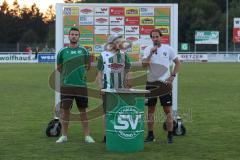 Toto Pokal - Saison 2022/2023 - SV Schalding-Heining - FC Ingolstadt 04 - Pressekonferenz auf dem Spielfeld - Cheftrainer Rüdiger Rehm (FCI) - Foto: Meyer Jürgen