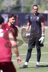 3. Liga; FC Ingolstadt 04 - Trainingsauftakt, erstes Training nach der Sommerpause; Torwart-Trainer Arvid Schenk  (FCI) Neuzugang