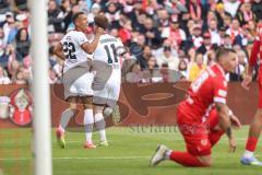 3. Liga; Energie Cottbus - FC Ingolstadt 04; Tor Jubel Treffer 0:1, Ryan Malone (16, FCI) Marcel Costly (22, FCI) Sebastian Grönning (11, FCI)