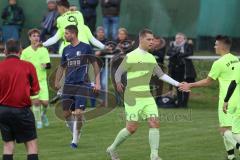 Kreisklasse - SV Menning - TSV Etting - Der 1:0 Führungstreffer durch Simon Wolfsfellner grün Menning - jubel  - Foto: Jürgen Meyer