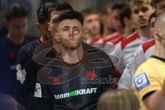 3. Liga; SSV Jahn Regensburg - FC Ingolstadt 04; vor dem Spiel Einmarsch Linus Rosenlöcher (19, FCI)