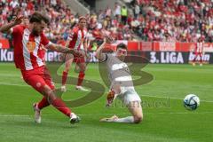 3. Liga - Saison 2023/24 - Rot-Weiss Essen - FC Ingolstadt 04 -  - Jose Enrique Rios Alonso (#23 Essen) - Felix Keidel (Nr.43 - FCI) - Foto: Meyer Jürgen