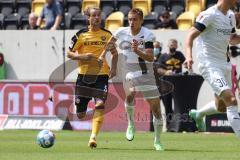 2.BL; Dynamo Dresden - FC Ingolstadt 04, Filip Bilbija (35, FCI) Stark Yannick (5 DD)