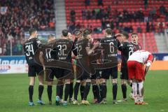 2.BL; SSV Jahn Regensburg - FC Ingolstadt 04; Tor Jubel Treffer Christian Gebauer (22, FCI) Michael Heinloth (17, FCI) Dennis Eckert Ayensa (7, FCI) Rico Preißinger (6, FCI) Merlin Röhl (34, FCI) Patrick Schmidt (32, FCI) Leon Guwara (20 Jahn) Florian Pic