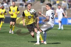 3. Liga; Borussia Dortmund II - FC Ingolstadt 04; Zweikampf Kampf um den Ball Pascal Testroet (37, FCI) Lelle David (27 BVB2)