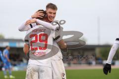 Toto Pokal; Halbfinale; FV Illertissen - FC Ingolstadt 04; Tor Jubel Treffer David Kopacz (29, FCI) Benjamin Kanuric (8, FCI)