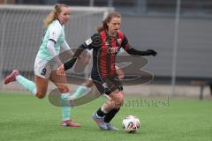 2. Bundesliga Frauen - Saison 2025/26 - FC Ingolstadt 04 Frauen - SG Andernach - Leonie Haberäcker (Nr.27 - FC Ingolstadt Frauen I) - Petri Paula grün Andernach  - Foto: Meyer Jürgen