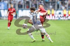 3. Liga; MSV Duisburg - FC Ingolstadt 04; Zweikampf Kampf um den Ball Marcel Costly (22, FCI) Coskun Can (27 MSV)