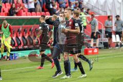 DFB Pokal; FC Ingolstadt 04 - Erzgebirge Aue; der neue Pressesprecher felix Gärtner bringt Filip Bilbija (35, FCI) zum Interview