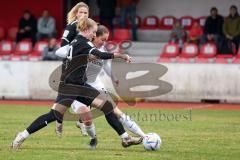 2. Fußball-Liga - Frauen - Saison 2022/2023 - FC Ingolstadt 04 - Eintracht Frankfurt II - Sinclair Franziska weiss Frankfurt - Nina Penzkofer (Nr.29 - FCI Frauen) - Foto: Meyer Jürgen