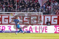 3. Liga; SSV Jahn Regensburg - FC Ingolstadt 04; Torwart Marius Funk (1, FCI)