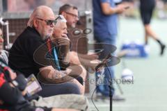 3. Liga; TSV 1860 München - FC Ingolstadt 04; Vorsitzender des Vorstandes Peter Jackwerth (FCI) vor dem Spiel auf der Bank