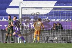 3. Liga; Erzgebirge Aue - FC Ingolstadt 04; Tor Jubel Treffer Aue 1:0 Torwart Boevink Pelle (26 FCI) Barylla Anthony (23 Aue) Mladen Cvjetinovic (19, FCI)