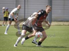2. Bundesliga Frauen - Saison 2026/27  - FC Ingolstadt 04 Frauen - 1.FCC Turbine Potsdam - Matsubara Yuna weiss Potsdam - Stefanie Reischmann (Nr.24 - FCI Frauen) - Foto: Meyer Jürgen