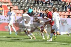 3. Liga; FC Ingolstadt 04 - 1. FC Saarbrücken; Torchance verpasst Marcel Costly (22, FCI) Rabihic Kasim (10 FCS) Bormuth Robin (32 FCS)