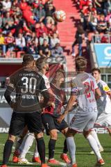 2.BL; FC Ingolstadt 04 - Holstein Kiel; Kampf um den Ball, Dennis Eckert Ayensa (7, FCI) Stefan Kutschke (30, FCI) Wahl Hauke (24 Kiel) Komenda Marco (3 Kiel)