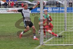 Kreisliga- Saison 2024/25- TSV Kösching - TSV Ober./Unterh.stadt-  -  Der 0:1 Führungstreffer durch - Amadeus Taubert weiss Ober-/Unterh.stadt  - jubel - Valentin Hafner rot Kösching - Michael Zimmermann rot Kösching - XXXXX - Foto: Meyer Jürgen