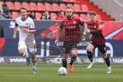 3. Liga; FC Ingolstadt 04 - VfL Osnabrück; David Kopacz (29, FCI) Tesche Robert (8 VfL) Denis Linsmayer (23, FCI)