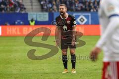 2.BL; Hamburger SV - FC Ingolstadt 04; beschwert sich Marc Stendera (10, FCI)