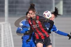 ***2. Bundesliga Frauen - Saison 2025/26 - FC Ingolstadt 04 Frauen - SV Meppen - Hagg Sarah blau Meppen  - Emma Kusch (Nr.9 - FC Ingolstadt Frauen I) - Foto: Meyer Jürgen