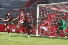 3. Liga - Saison 2025/26 - Energie Cottbus - FC Ingolstadt 04  - Mads Borchers (Nr.9 - FC Ingolstadt 04) - Nyamekye Awortwie-Grant (Nr.23 - FC Energie Cottbus) - Christensen Gustav (Nr.24 - FC Ingolstadt 04) - Axel Borgmann (Nr.20 - FC Energie Cottbus) - 