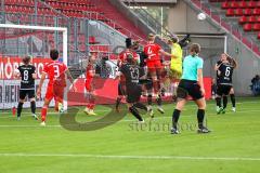 DFB - Pokal - Frauen - Saison 2022/2023 - FC Ingolstadt 04 -  FC Bayern München - Torwart Daum Anna-Lena (Nr.22 - FC Ingolstadt 04 ) - Glodis Perla Viggosdottir (Nr.4 - FC Bayern München) - Foto: Meyer Jürgen