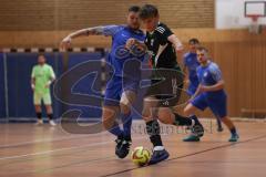 Hallenturnier Gaimersheim - Saison 2025/26 - TSV Gaimersheim - SV Hundszell - Nico von Swiontek Brzezinski schwarz Gaimersheim- Maximilian Friebe blau Hundszell - Foto: Meyer Jürgen