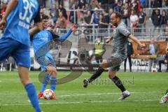 2.BL; FC St. Pauli - FC Ingolstadt 04, Tor ohne Jubel, Merlin Röhl (34, FCI) trifft zum Anschluß 3:1