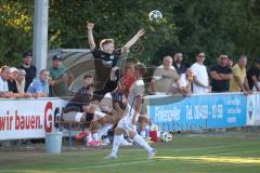 Landesliga - Saison 2026/27 - SV Manching - VFR Neuburg - Luca Oehler (Nr.3 - SV Manching) - Rampertshammer Daniel weiss Neuburg - Foto: Meyer Jürgen