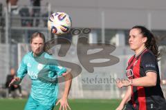 2. Bundesliga Frauen - Saison 2025/26 - FC Ingolstadt 04 Frauen - VFR SW Warbeyen  - Mara Winter (Nr.2 - FC Ingolstadt Frauen I) - Hoevers Isa grün Warbeyen - Foto: Meyer Jürgen