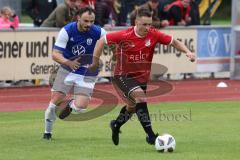 Kreisklasse -  Saison 2023/2024 - DJK Ingolstadt - FC Tegernbach - Stefan Huber blau DJK Ingolstadt - Jonas Edelhuber rot Tegernbach - Foto: Meyer Jürgen