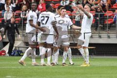 3. Liga; FC Viktoria Köln - FC Ingolstadt 04; Tor Jubel Treffer #1:1 Ausgleich Patrick Schmidt (9, FCI) mit Moussa Doumbouya (27, FCI) Justin Butler (31, FCI) Felix Keidel (43, FCI) Donald Nduka (42, FCI)